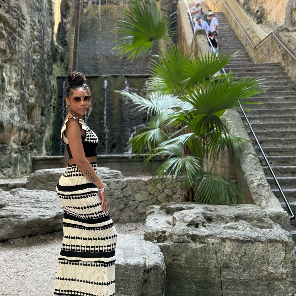 SHEIN 2 piece Black and White Patterned Skirt Set